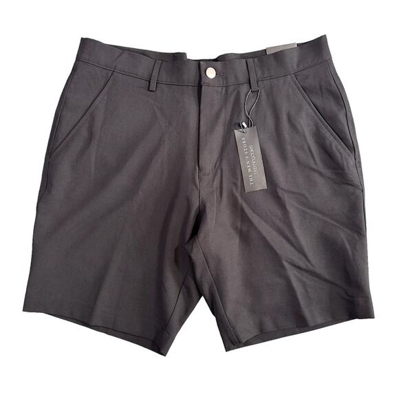 The Men's Store Bloomingdale's Men's Black Flat Front Shorts Size 32 - Picture 1 of 6